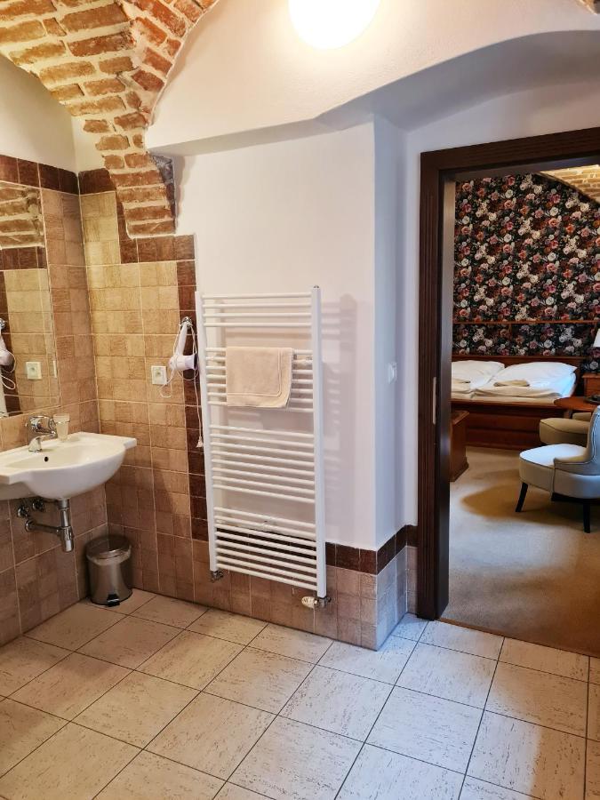 Penzion Pod Klastorom Pezinok Extérieur photo