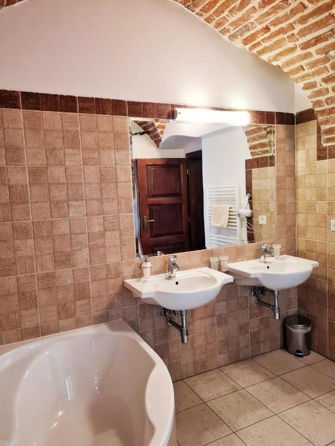 Penzion Pod Klastorom Pezinok Extérieur photo
