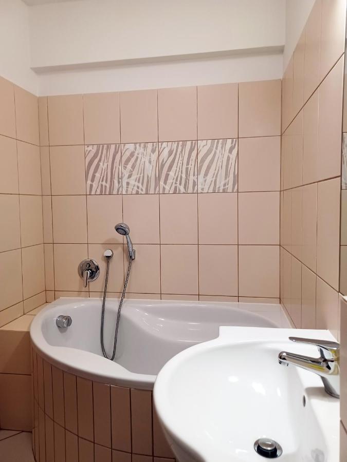 Penzion Pod Klastorom Pezinok Extérieur photo